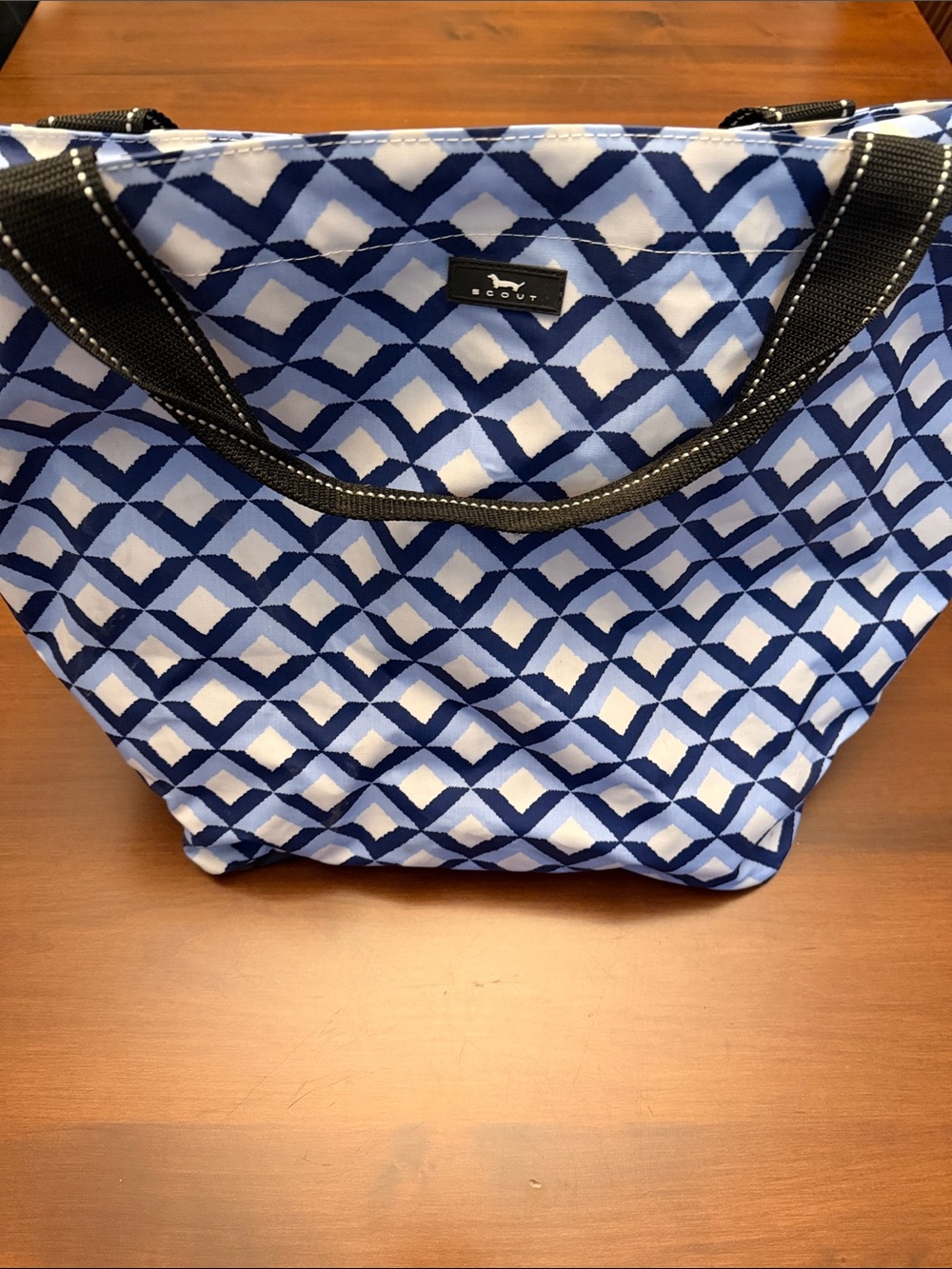 Scout large Navy and White Geometric Tote